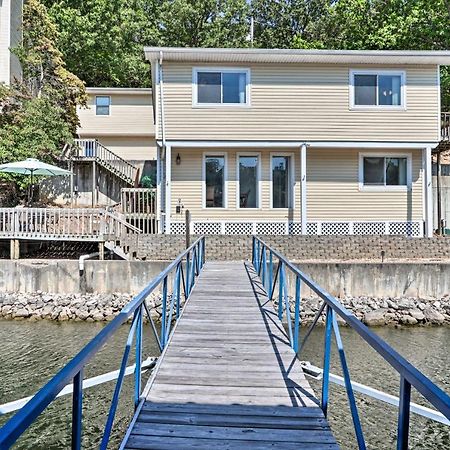 Villa On-The-Water Retreat With Dock Pet Friendly! Lake Ozark Esterno foto