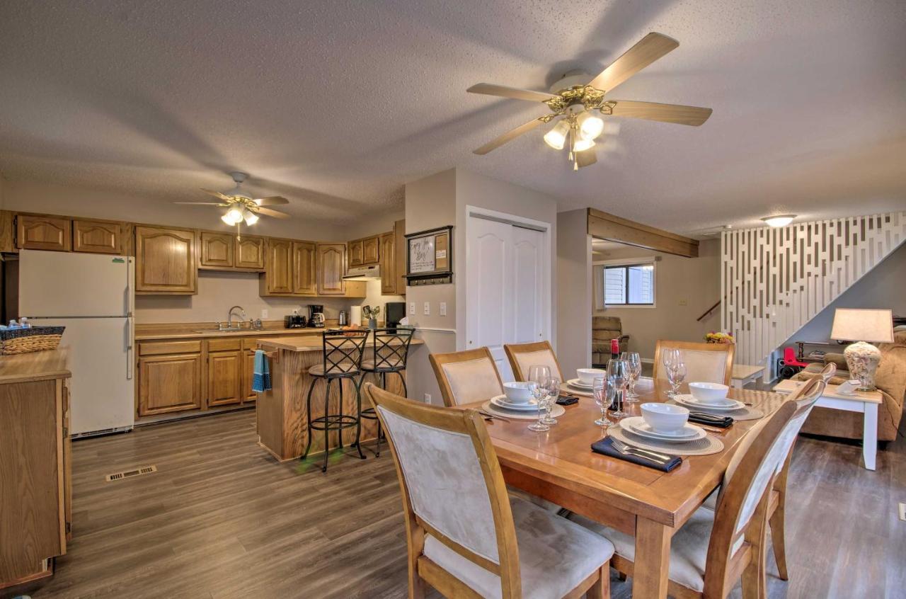Villa On-The-Water Retreat With Dock Pet Friendly! Lake Ozark Esterno foto