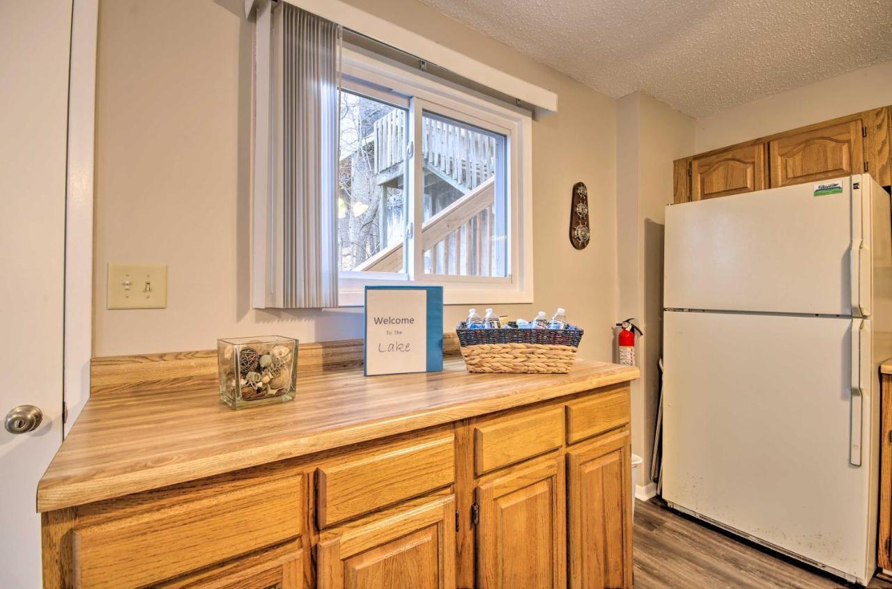 Villa On-The-Water Retreat With Dock Pet Friendly! Lake Ozark Esterno foto